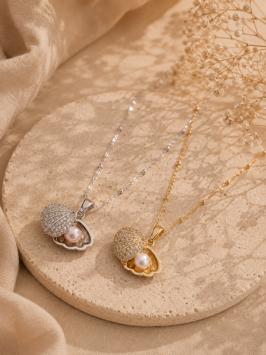 Seashell Pearl Pendant Necklace in Stainless Steel